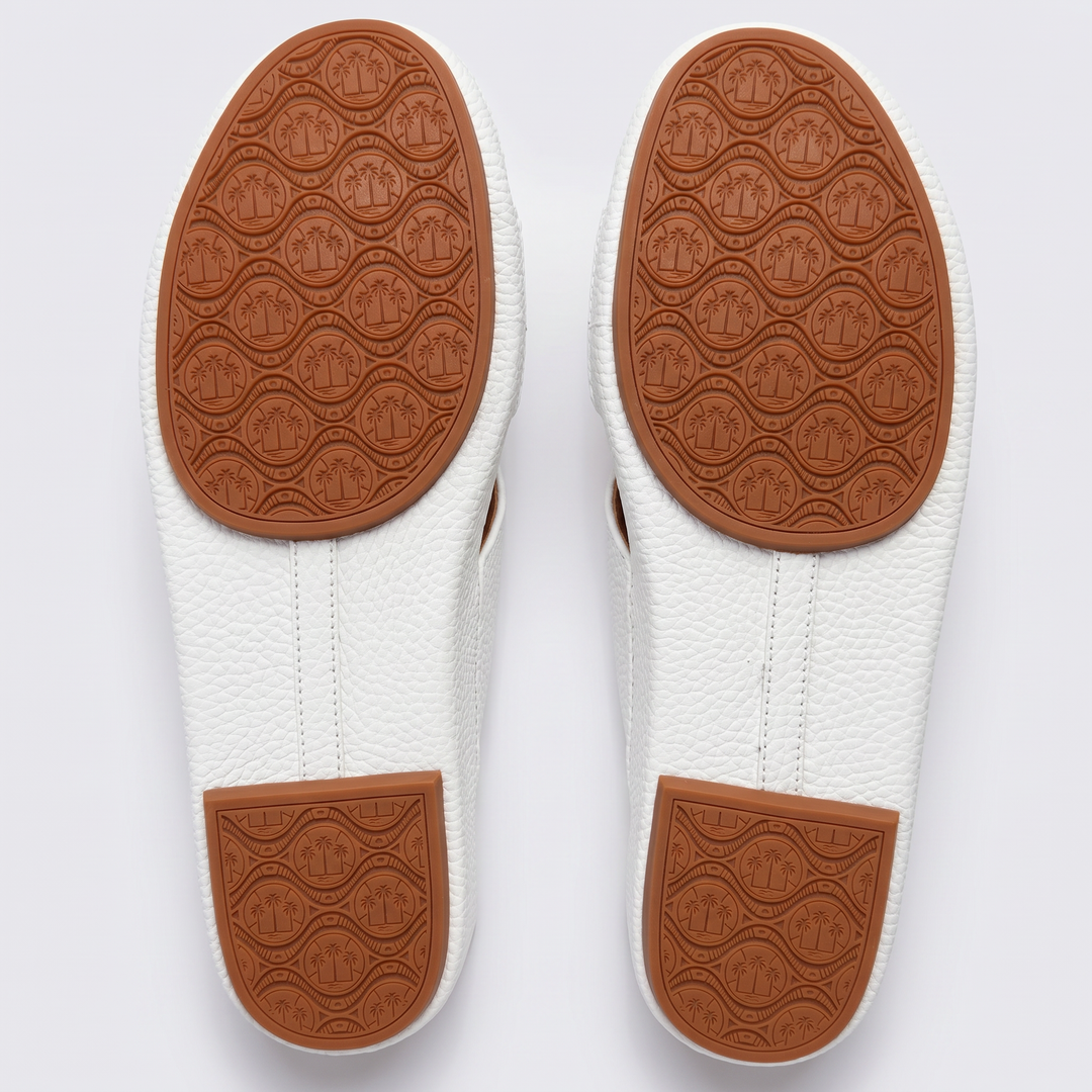 SIGNATURE MODEL - WHITE
